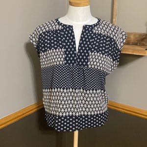 Loft black, white & mustard v neck cap sleeve blouse top size XS